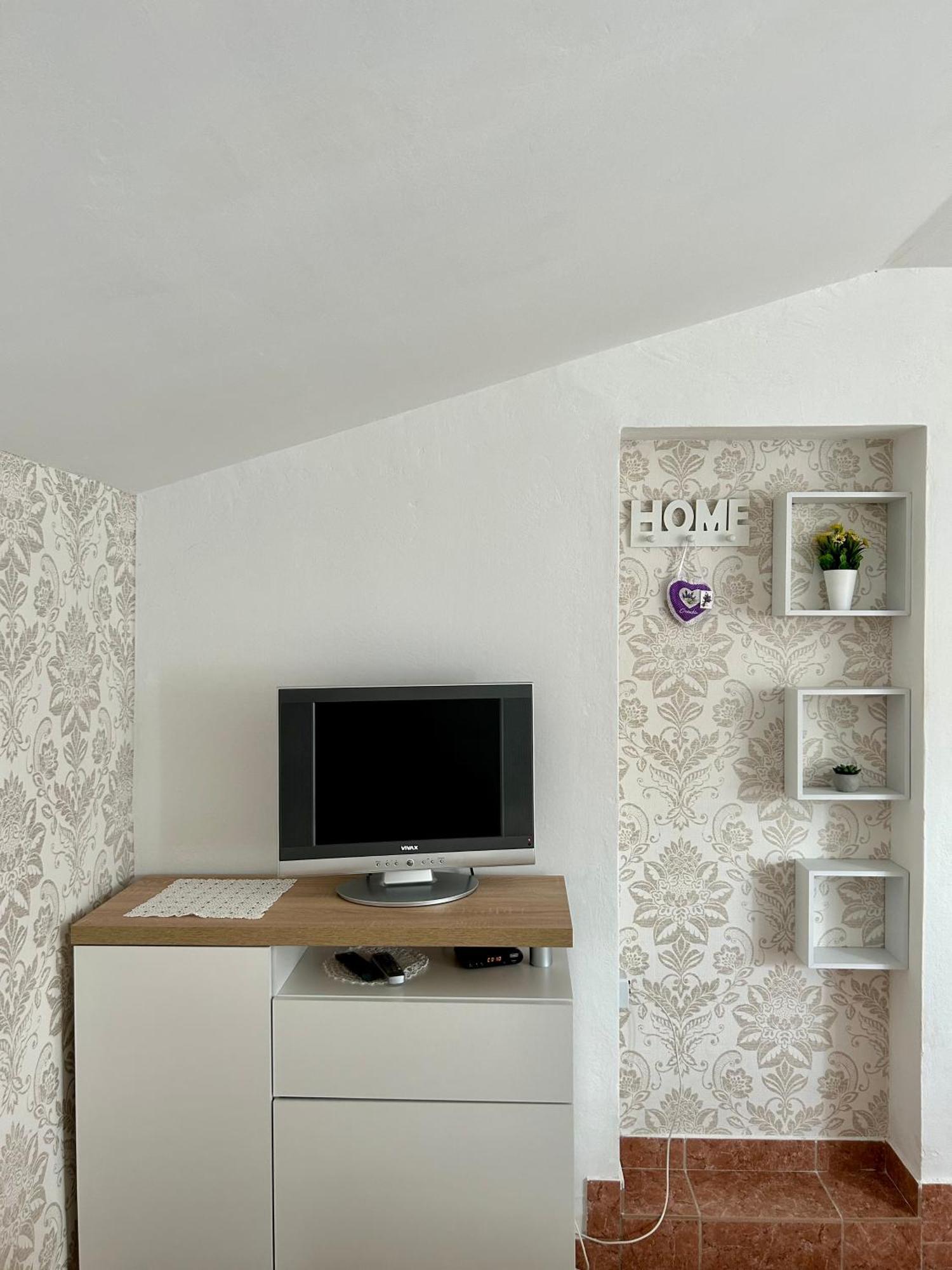 Apartment Tatjana Pag Town