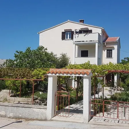 Apartments Tatjana Pag Town Exterior photo